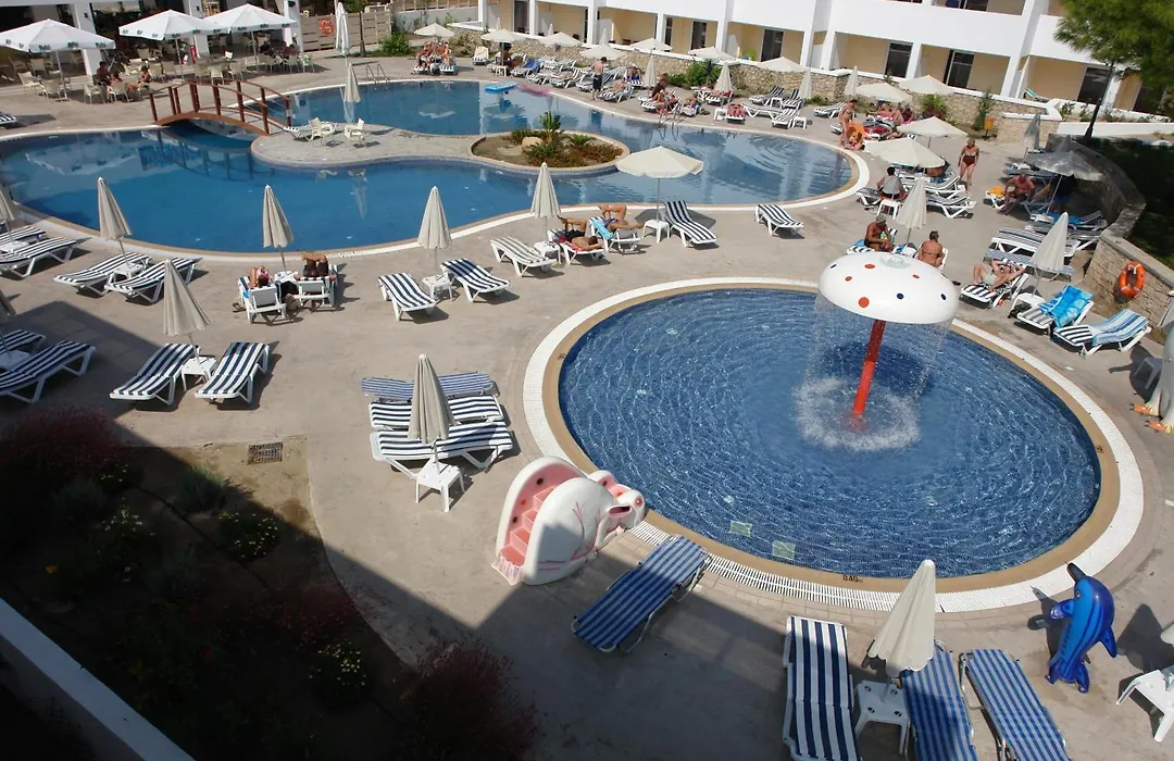 Matina Pefkos Aparthotel-1